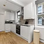 Central, Modern 1 Bed In Kennington, Sleeps 4