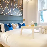 Modern Studio Apartments Nw2 London Self Check-In Pet Friendly
