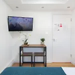 Euston Modern Apartments