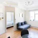 Euston Modern Apartments