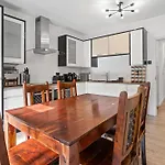 Charming 3Br By Redcliffe Gdns
