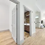 Minimalist Luxe 2Br Designer Retreat In Prime Kensington For 6 Next To Station Harrods