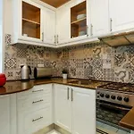 Cosy 1Br Apt With Balcony, East Putney,2Min Tube