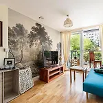 Spacious Green Terrace Apartment