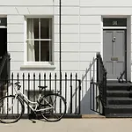 Renovated Urban Retreat In Hammersmith - Comfy & Central