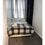 Bright & Modern Notting Hill 3Br Apartment