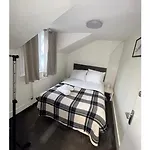 Bright & Modern Notting Hill 3Br Apartment