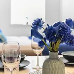 Great Flat On Oxford Street
