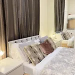 Central London Studio For Three