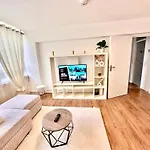 Cosy 2 Bedroom Apartment London Shoreditch With Great Transport Links