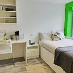 Chic Premium Studios At The Cube Greenwich