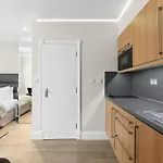 Cleveland Residences Russell Square