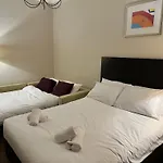 Green Ariana Hotel - Near Wembley And Central London