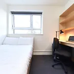 Raymont Hall In London