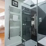 New Stunning 5Bd Mews House
