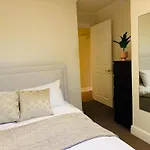 Elegant Wimbledon Apartament