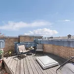 3 Bedroom Penthouse With Roof Terrace In Covent Garden