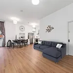Majestic 2 Bedroom In Knightsbridge Kb70