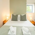 Stylish 2-Bed With Stunning View
