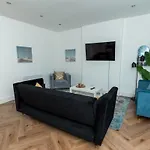 Tranquil 1Bd In Action