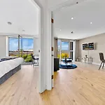 Stunning Greenwich 1Br Flat