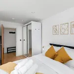 London City Hoxton Shoreditch 2 Bdr 2 Bath Balcony