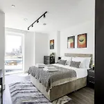 North Ken V - 2 Bedrooms - 1 Bathroom - Balcony - Concierge