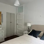 Modern One Bedroom Apartment, Sloane Square