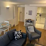 Modern 1 Bed Flat, Liverpool Street