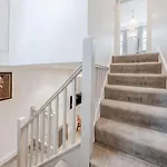 Stylish 3-Floor