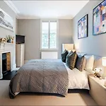 Covent Garden 4 Bed Luxury Apartment