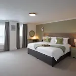 Monarch House - Serviced Apartments - Kensington