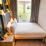 The Edwin Hotel