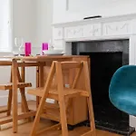 Uber London Trafalgar Apartments