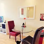 Kings Cross Apartment
