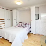 Tower Bridge Apartment