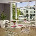 Wyndham Grand Chelsea