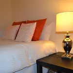 High Street Service Apartment