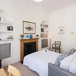 The Stratford Road Pied-A-Terre