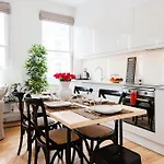 The Lillie Road Residence