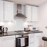 Uber London - Covent Garden Apartments