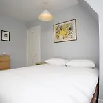 Veeve - House Dyne Road - Kilburn