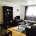Mudchute Guesthouse