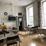 Quickie Accommodation
