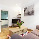 Club Living - Hyde Park & Paddington Apartments