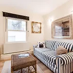 Hyde Park Terrace Apartments