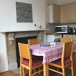 Maida Vale Apartment 92