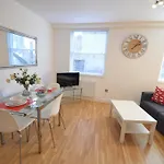 3B Soho Studios 3Rd Floor By Indigo Flats