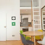 Kensington Olympia Apartment
