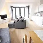 Watergarden Apartment